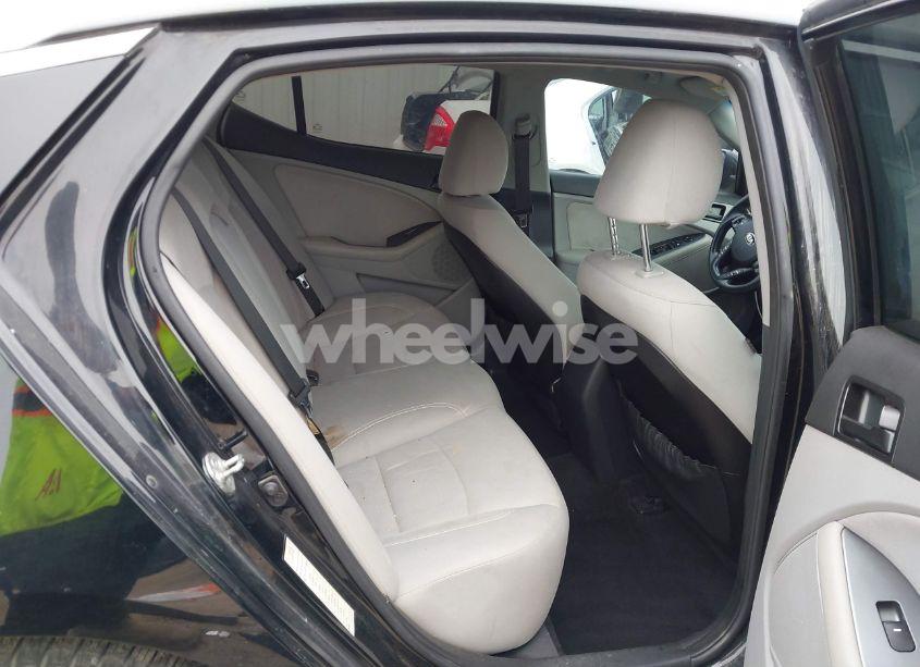 Photo 8 of 2013 Kia Optima LX (VIN 5XXGM4A75DG094337)