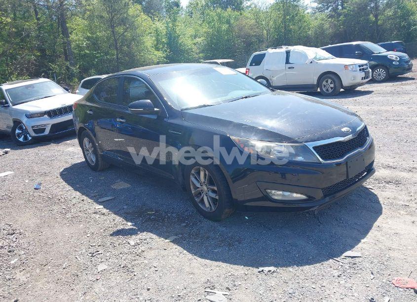 2013 Kia Optima LX (VIN 5XXGM4A75DG134240) main photo