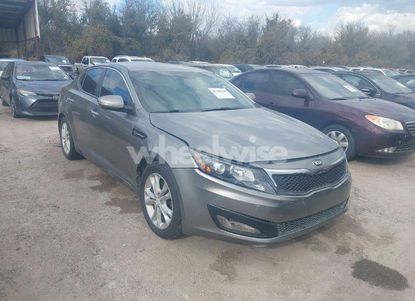 2013 Kia Optima LX (VIN 5XXGM4A75DG150213) main photo
