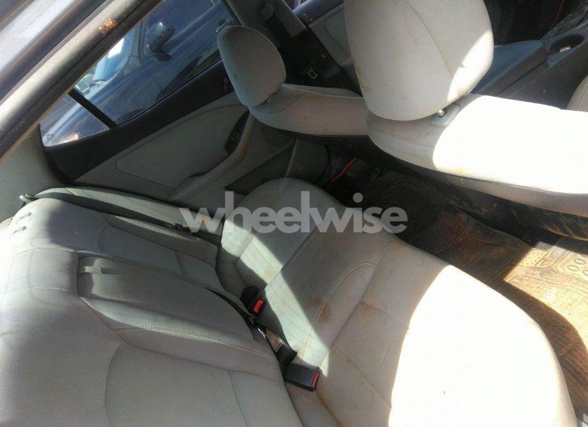 Photo 8 of 2013 Kia Optima LX (VIN 5XXGM4A75DG184409)