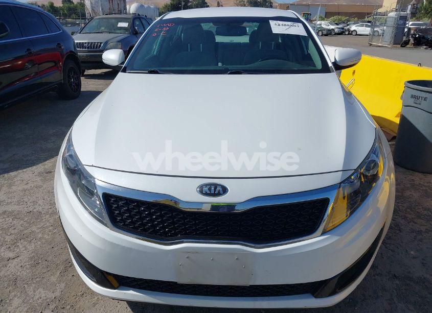 Photo 6 of 2013 Kia Optima LX (VIN 5XXGM4A75DG198651)