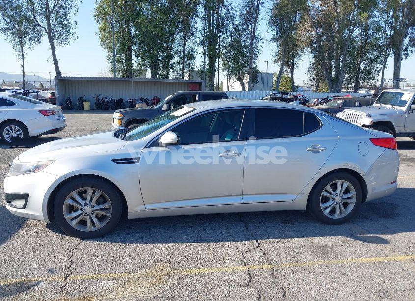 Photo 14 of 2013 Kia Optima LX (VIN 5XXGM4A75DG198827)