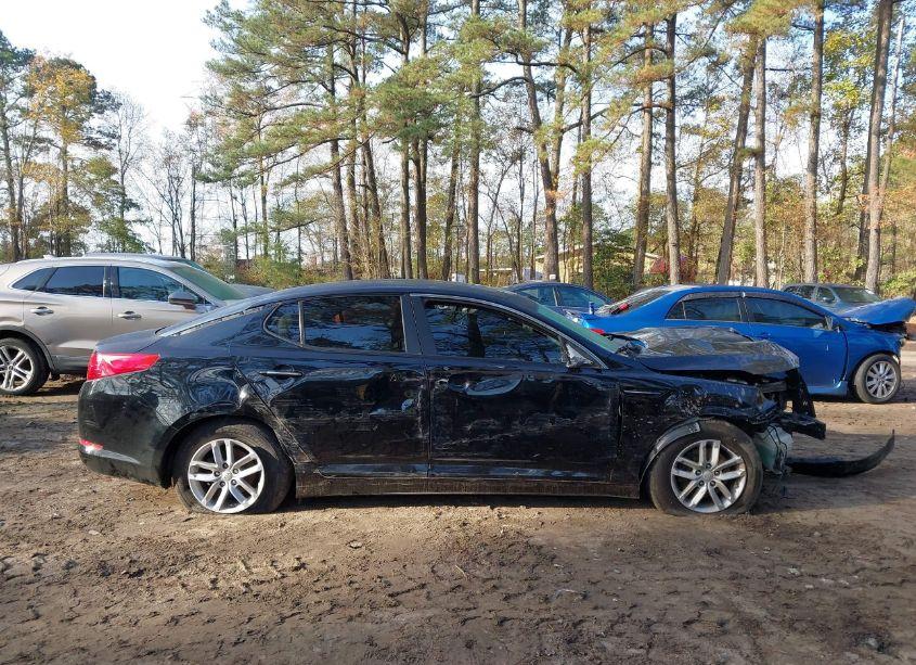 Photo 13 of 2013 Kia Optima LX (VIN 5XXGM4A75DG232135)