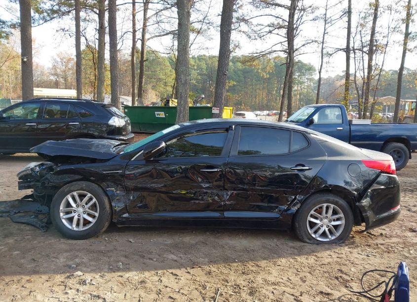 Photo 14 of 2013 Kia Optima LX (VIN 5XXGM4A75DG232135)