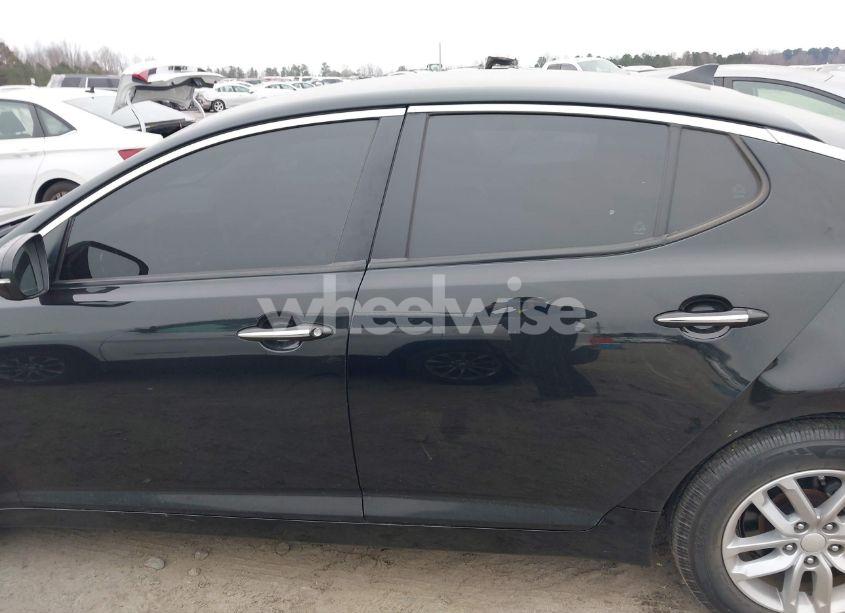 Photo 14 of 2013 Kia Optima LX (VIN 5XXGM4A75DG258234)