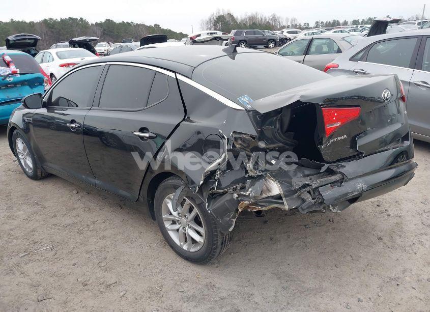 Photo 3 of 2013 Kia Optima LX (VIN 5XXGM4A75DG258234)