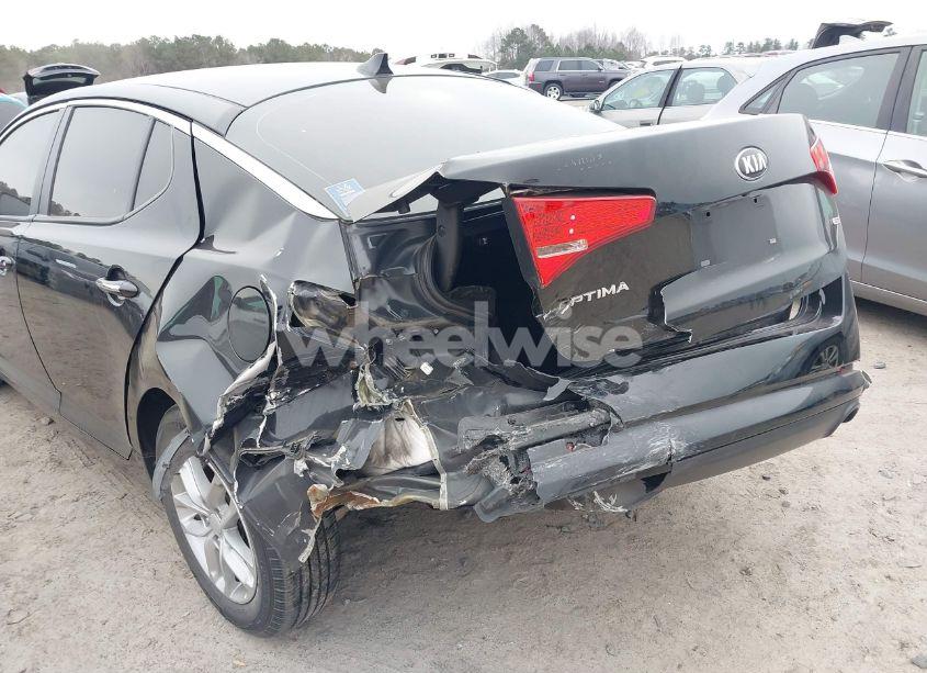 Photo 6 of 2013 Kia Optima LX (VIN 5XXGM4A75DG258234)