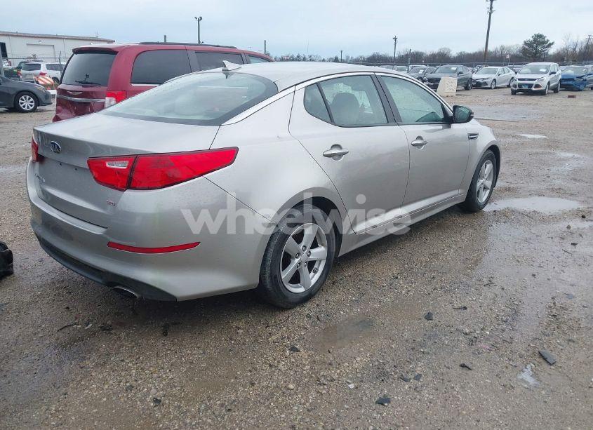 Photo 4 of 2014 Kia Optima LX (VIN 5XXGM4A75EG267792)