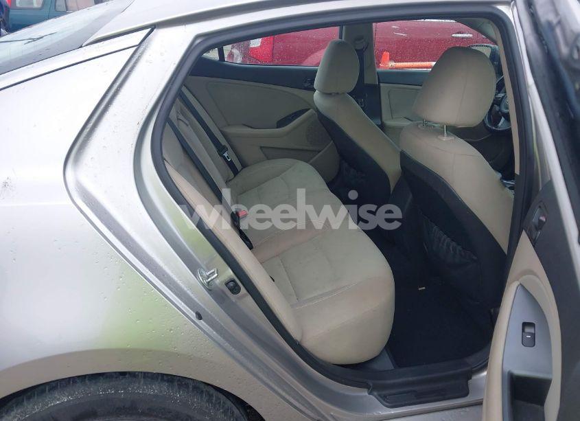 Photo 8 of 2014 Kia Optima LX (VIN 5XXGM4A75EG267792)