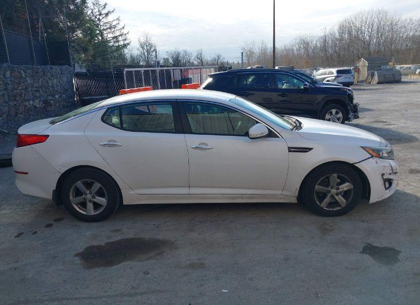 Photo 13 of 2014 Kia Optima LX (VIN 5XXGM4A75EG280414)