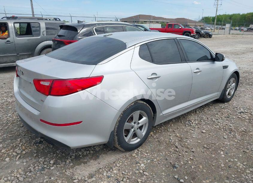 Photo 4 of 2014 Kia Optima LX (VIN 5XXGM4A75EG303366)
