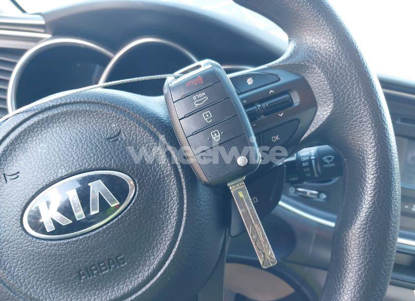 Photo 11 of 2014 Kia Optima LX (VIN 5XXGM4A75EG311645)