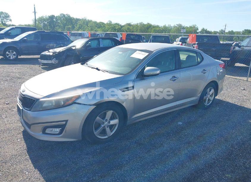 Photo 2 of 2014 Kia Optima LX (VIN 5XXGM4A75EG315789)