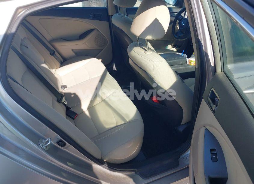 Photo 8 of 2014 Kia Optima LX (VIN 5XXGM4A75EG315789)