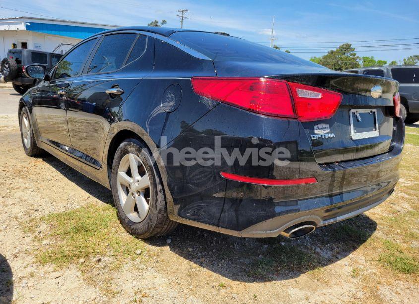Photo 3 of 2014 Kia Optima LX (VIN 5XXGM4A75EG325674)