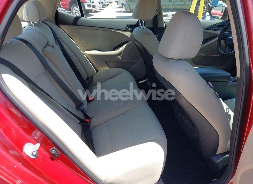 Photo 8 of 2014 Kia Optima LX (VIN 5XXGM4A75EG329546)