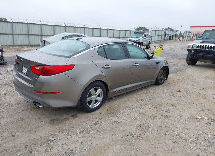 Photo 4 of 2014 Kia Optima LX (VIN 5XXGM4A75EG333029)