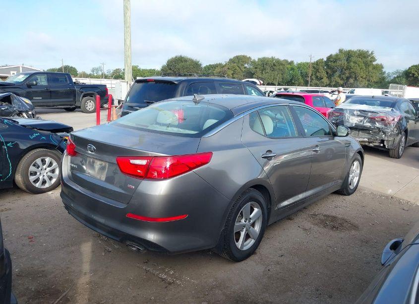 Photo 4 of 2014 Kia Optima LX (VIN 5XXGM4A75EG338697)