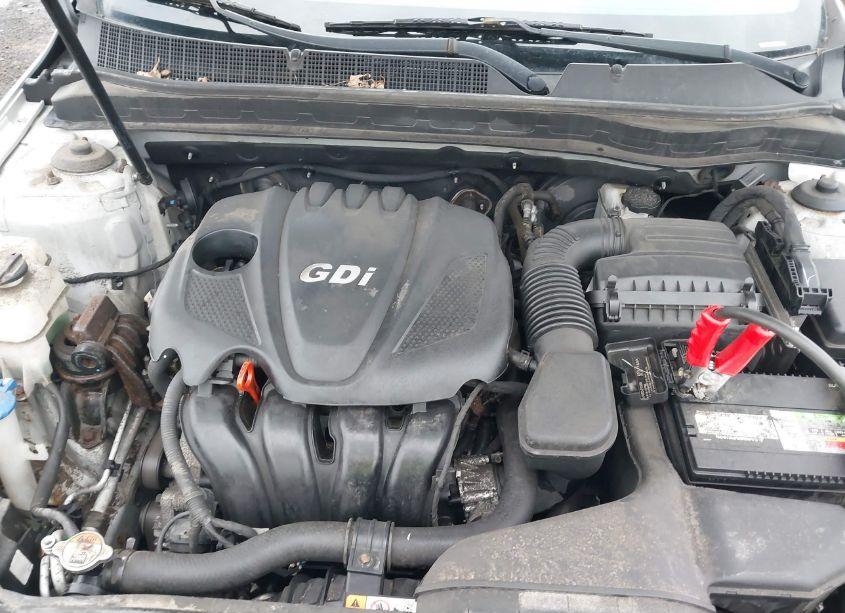 Photo 10 of 2014 Kia Optima LX (VIN 5XXGM4A75EG345486)