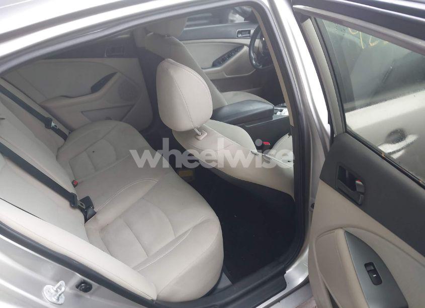 Photo 8 of 2014 Kia Optima LX (VIN 5XXGM4A75EG350283)