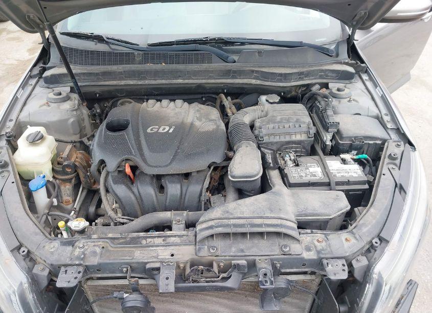 Photo 10 of 2015 Kia Optima LX (VIN 5XXGM4A75FG353296)