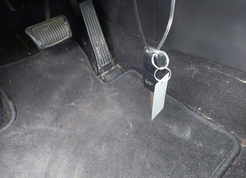 Photo 11 of 2015 Kia Optima LX (VIN 5XXGM4A75FG353296)