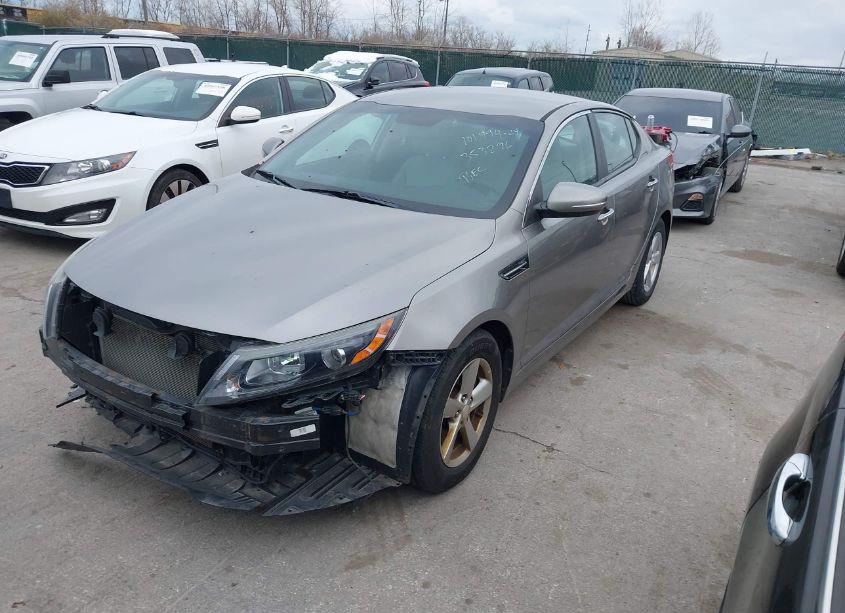 Photo 2 of 2015 Kia Optima LX (VIN 5XXGM4A75FG353296)