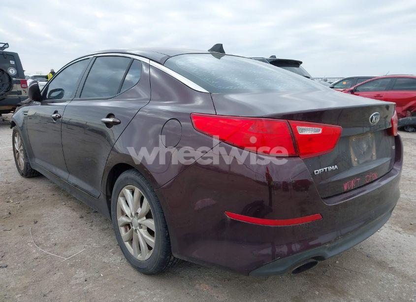 Photo 3 of 2015 Kia Optima LX (VIN 5XXGM4A75FG357395)