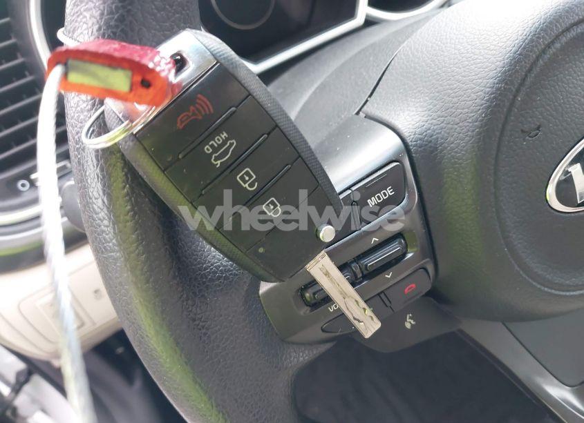 Photo 11 of 2015 Kia Optima LX (VIN 5XXGM4A75FG367778)