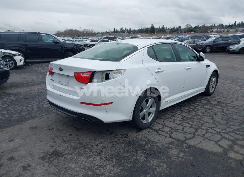 Photo 4 of 2015 Kia Optima LX (VIN 5XXGM4A75FG367778)