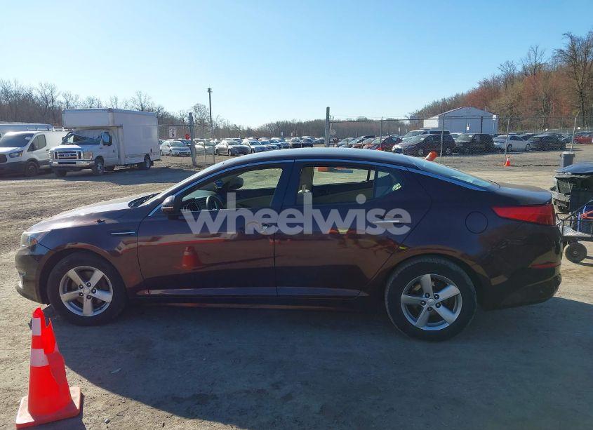 Photo 14 of 2015 Kia Optima LX (VIN 5XXGM4A75FG380675)