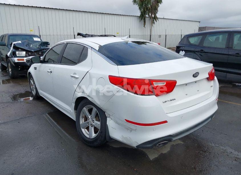 Photo 6 of 2015 Kia Optima LX (VIN 5XXGM4A75FG407535)