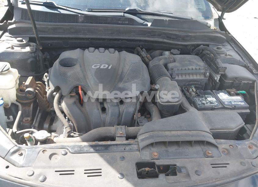 Photo 10 of 2015 Kia Optima LX (VIN 5XXGM4A75FG412167)