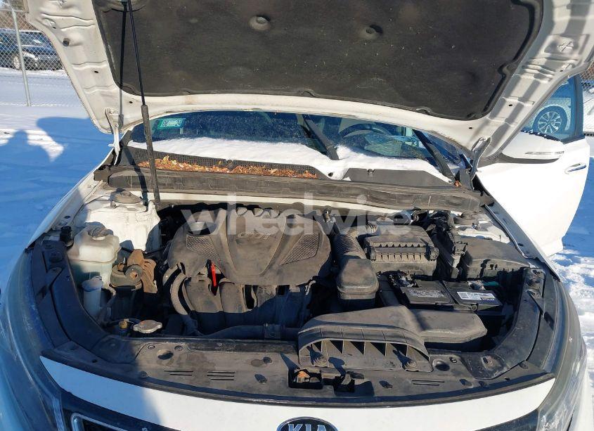 Photo 10 of 2015 Kia Optima LX (VIN 5XXGM4A75FG437747)