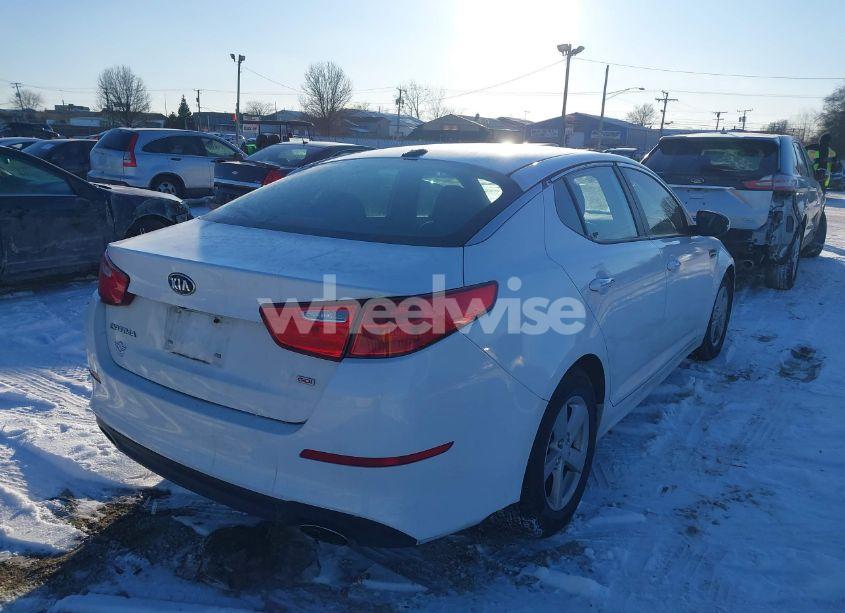 Photo 4 of 2015 Kia Optima LX (VIN 5XXGM4A75FG437747)