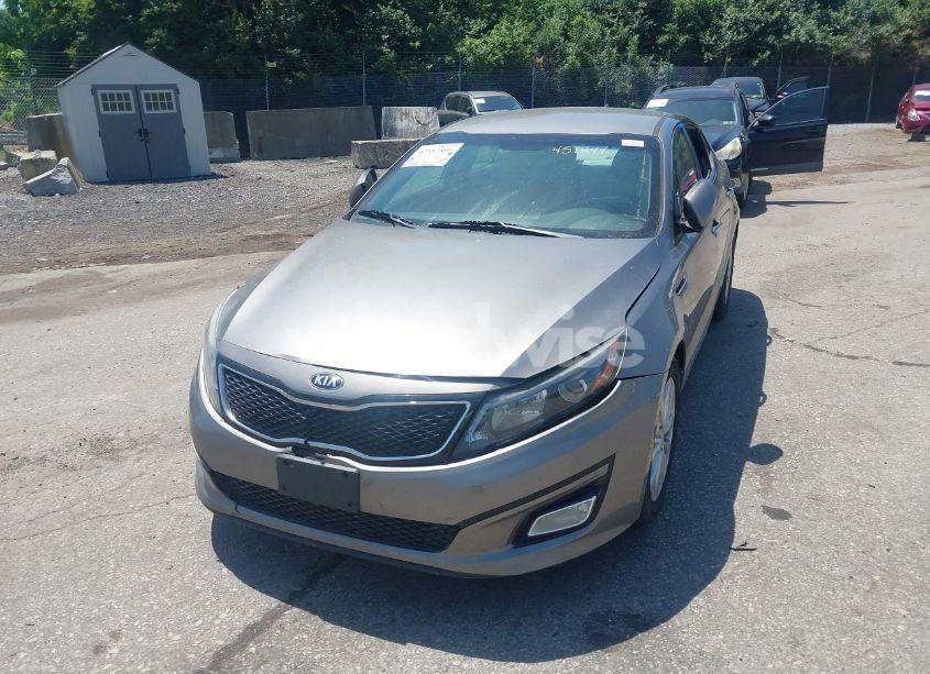 Photo 13 of 2015 Kia Optima LX (VIN 5XXGM4A75FG451244)