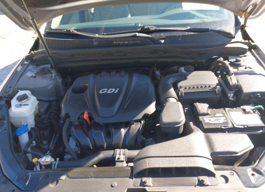 Photo 10 of 2015 Kia Optima LX (VIN 5XXGM4A75FG475656)