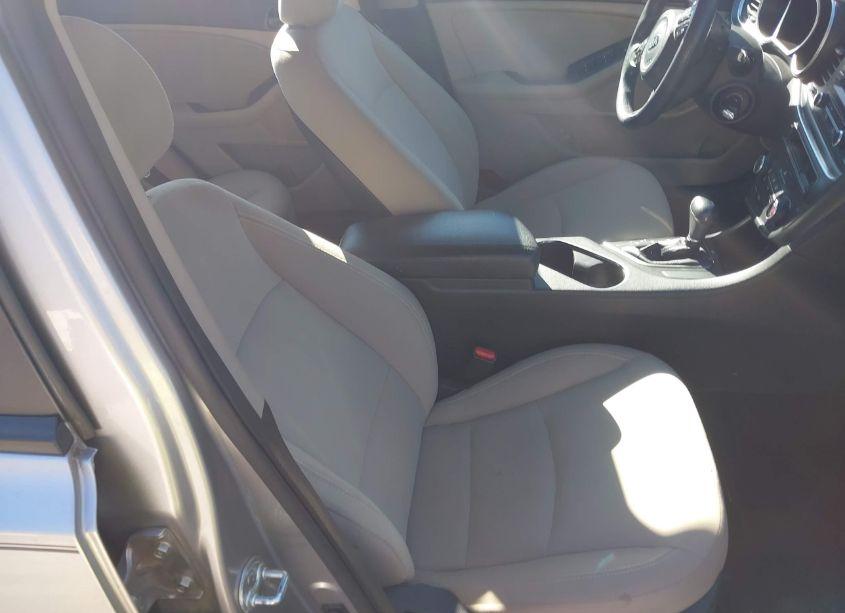 Photo 5 of 2015 Kia Optima LX (VIN 5XXGM4A75FG475656)