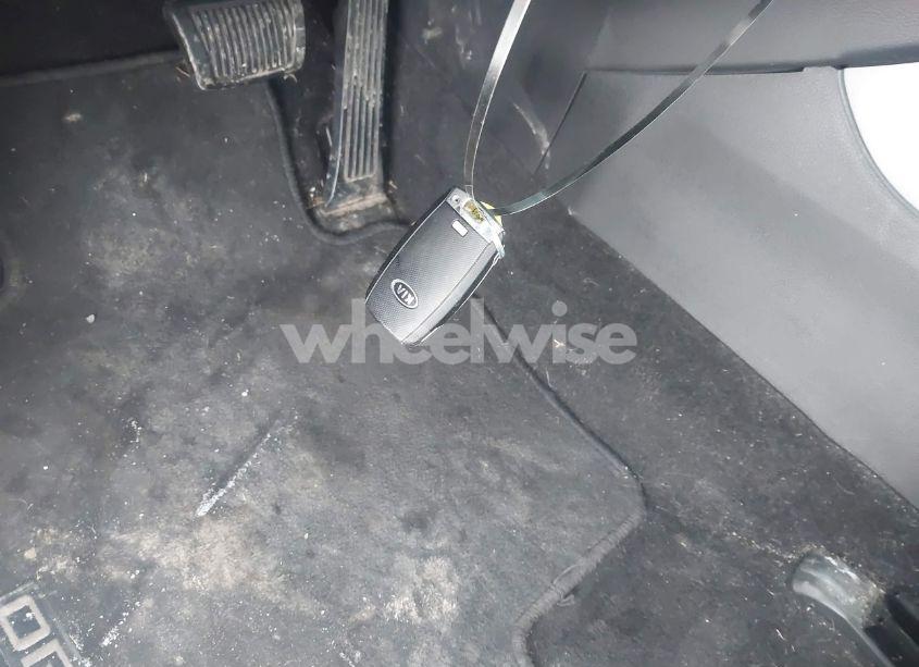 Photo 11 of 2015 Kia Optima LX (VIN 5XXGM4A75FG500040)