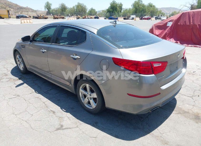 Photo 3 of 2015 Kia Optima LX (VIN 5XXGM4A75FG503357)