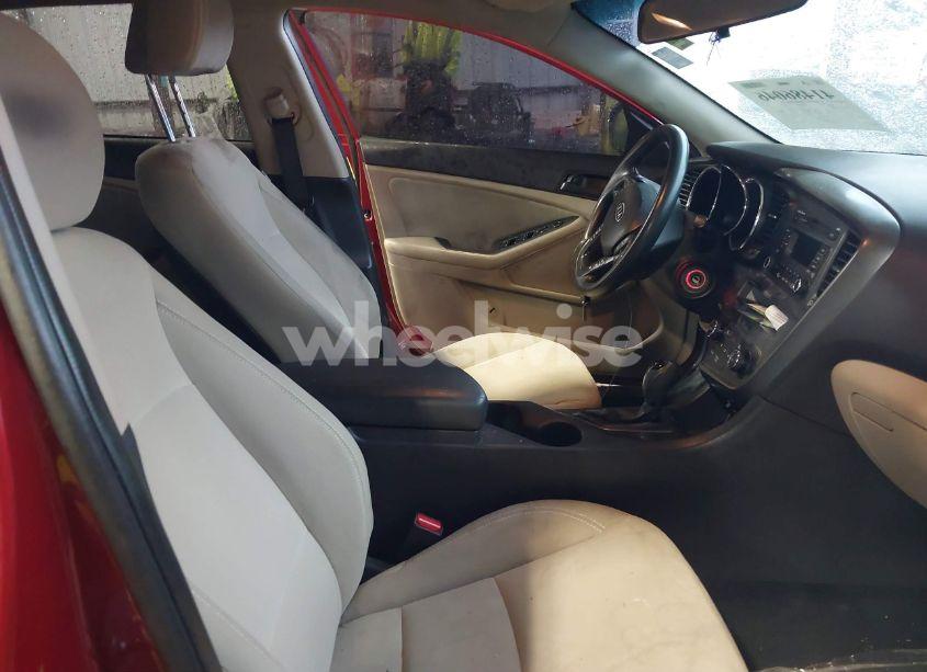 Photo 5 of 2012 Kia Optima LX (VIN 5XXGM4A76CG023663)