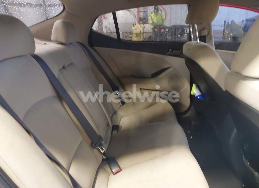 Photo 8 of 2012 Kia Optima LX (VIN 5XXGM4A76CG023663)