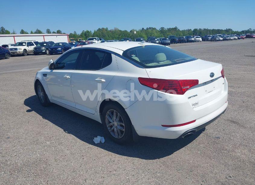 Photo 3 of 2012 Kia Optima LX (VIN 5XXGM4A76CG045839)