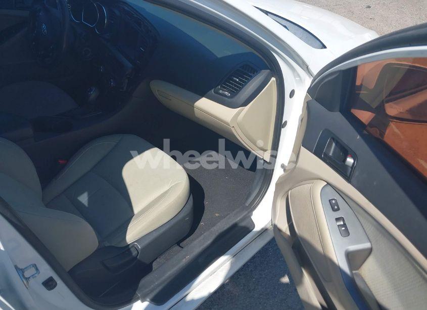 Photo 5 of 2012 Kia Optima LX (VIN 5XXGM4A76CG045839)