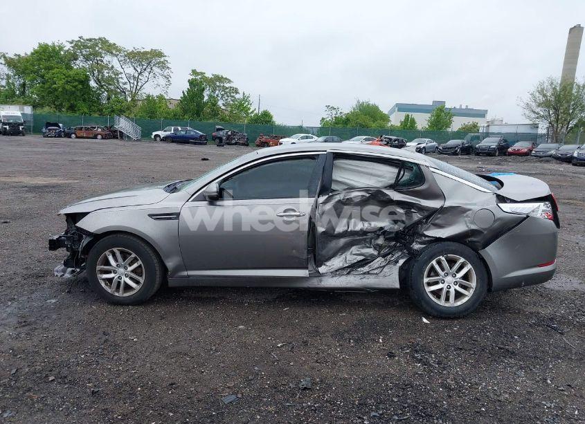 Photo 15 of 2012 Kia Optima LX (VIN 5XXGM4A76CG050152)