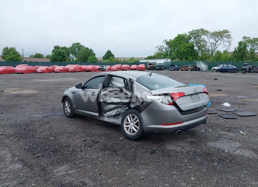 Photo 3 of 2012 Kia Optima LX (VIN 5XXGM4A76CG050152)