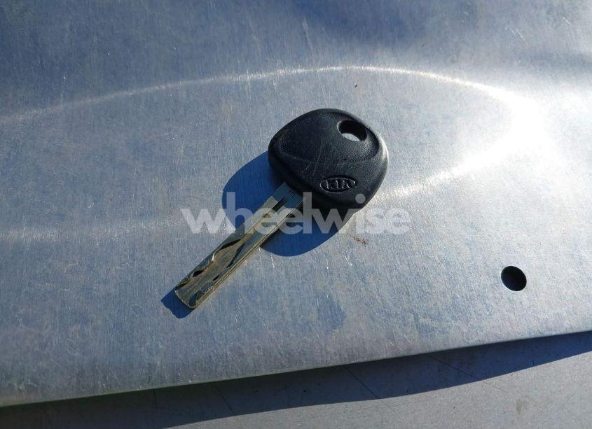 Photo 11 of 2012 Kia Optima LX (VIN 5XXGM4A76CG055593)