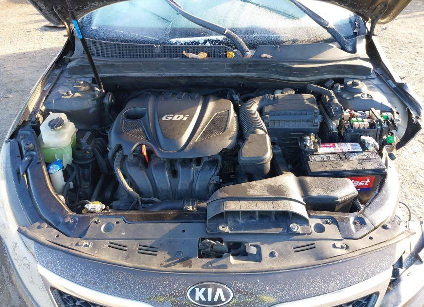 Photo 10 of 2013 Kia Optima LX (VIN 5XXGM4A76DG095156)