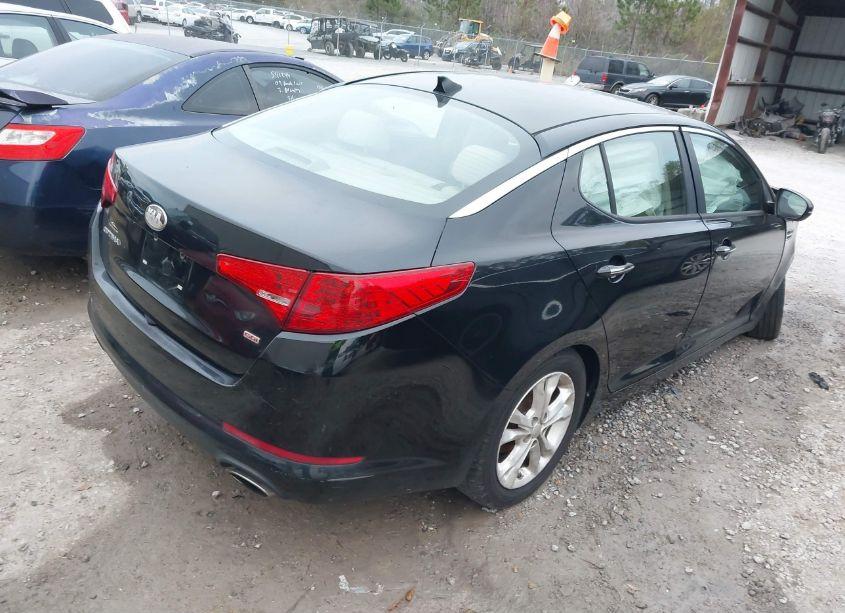 Photo 4 of 2013 Kia Optima LX (VIN 5XXGM4A76DG123344)