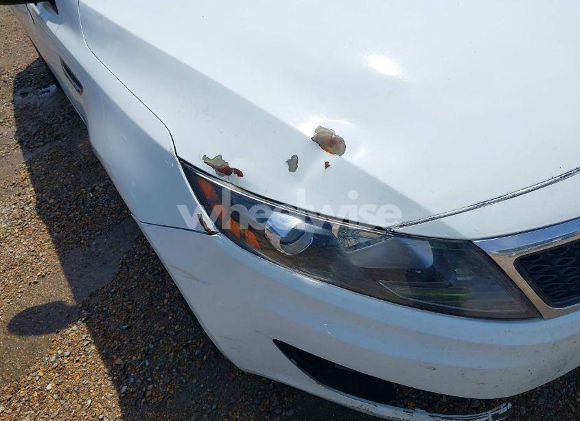 Photo 12 of 2013 Kia Optima LX (VIN 5XXGM4A76DG129838)